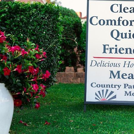 Country Pathfinder Motor Inn Далби Екстериор снимка